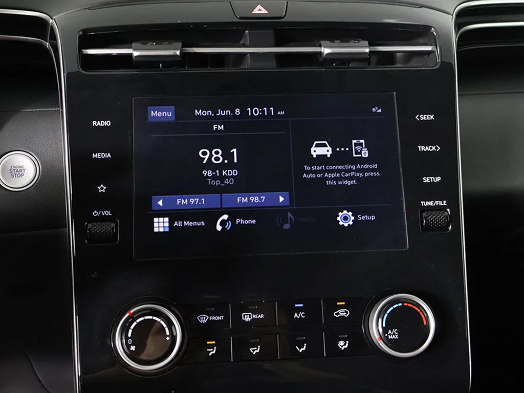 Used 2023 Gray Hyundai SEL image 42