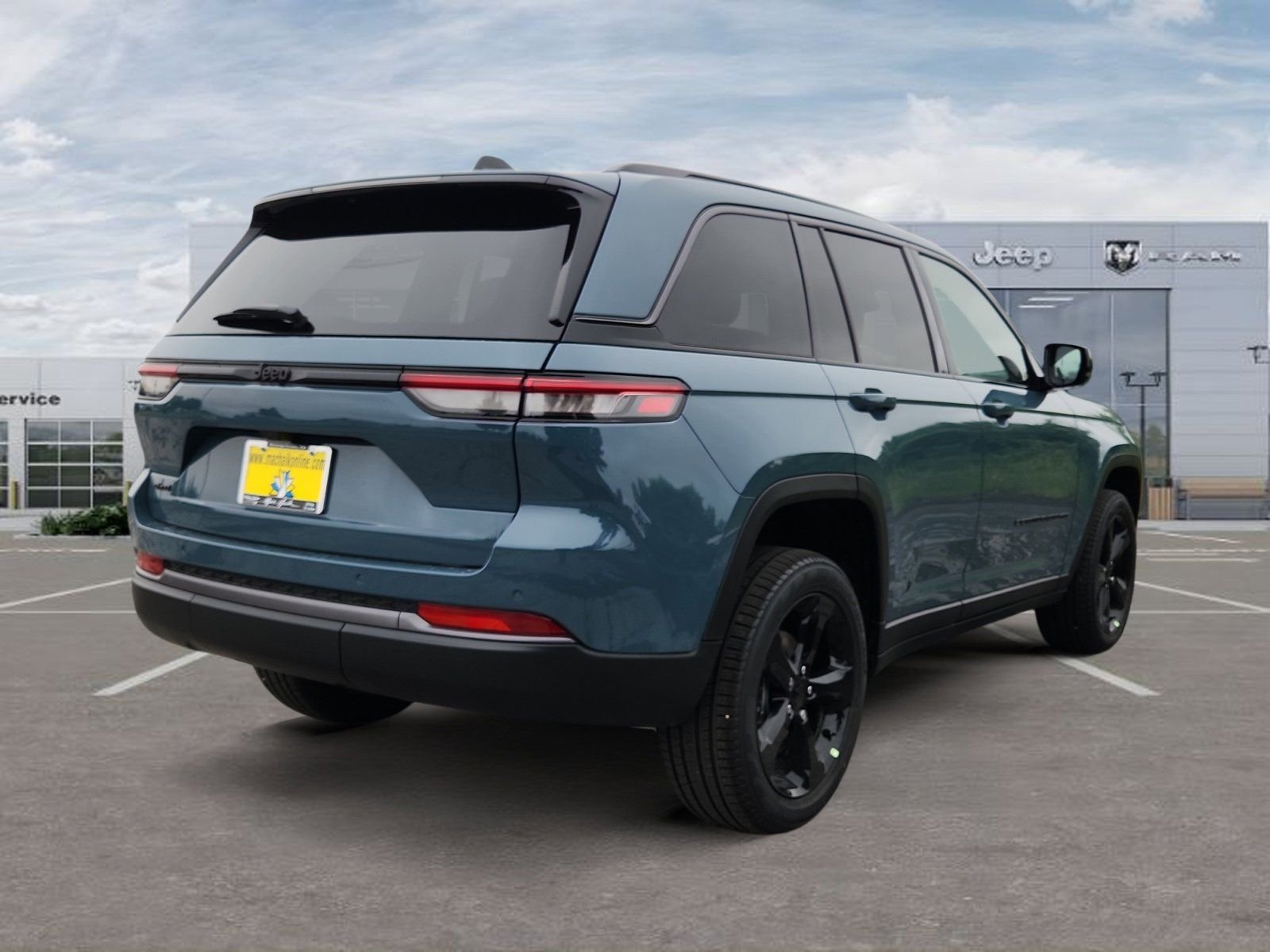 New 2026 Steel Blue Exterior Paint Jeep Limited image 5
