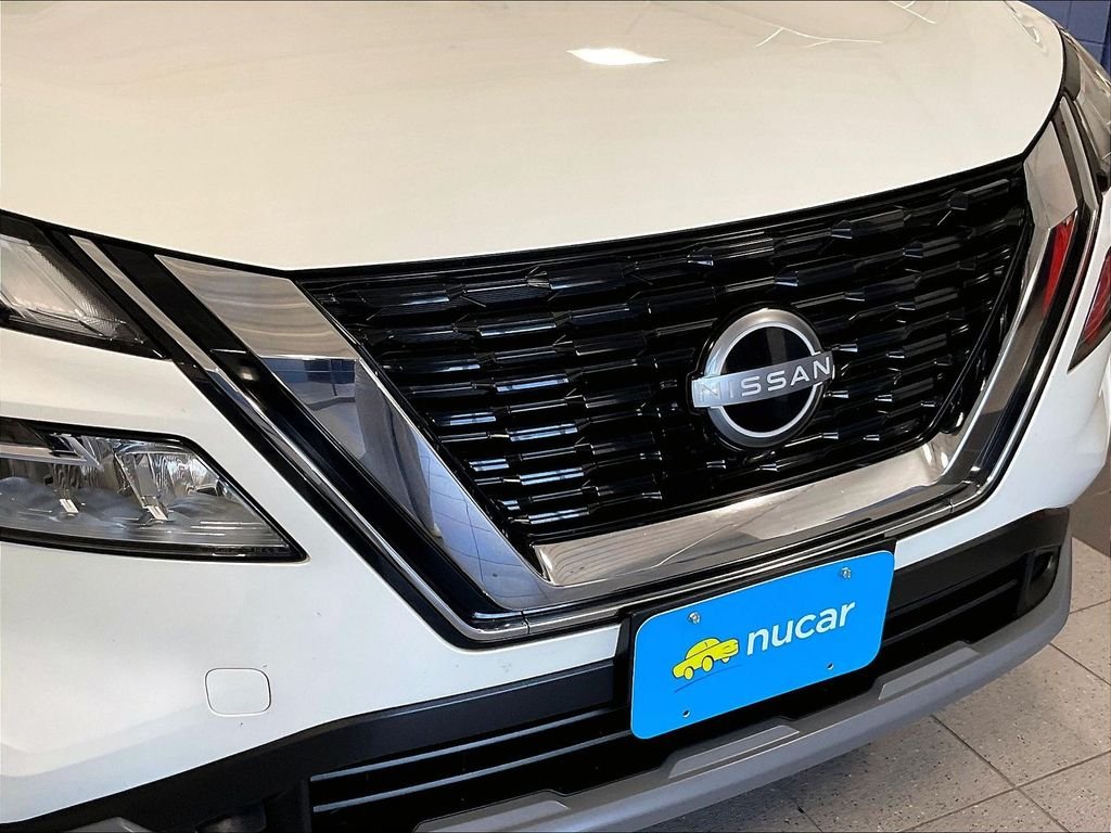 Certified Used 2023 White Nissan SV image 31