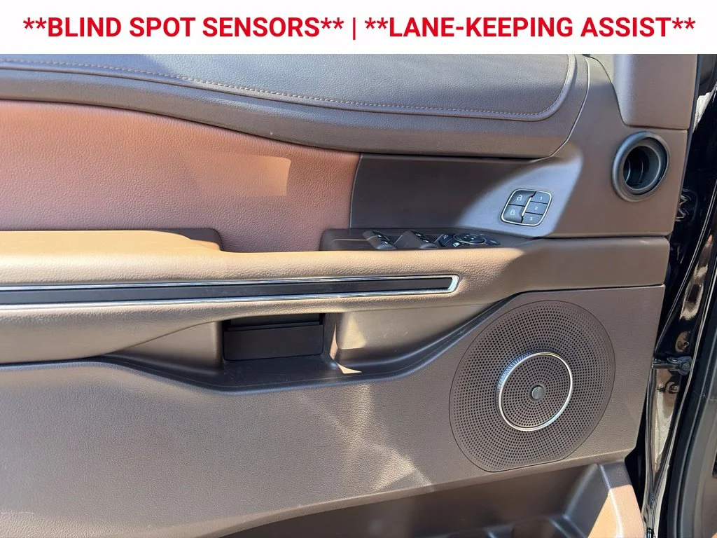 Used 2022 Agate Black Metallic Ford King Ranch image 11