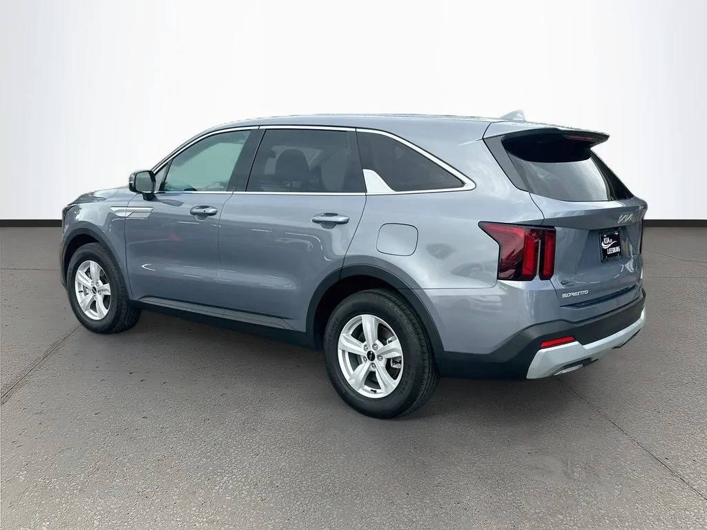 Certified Used 2025 Silver Kia LX image 5