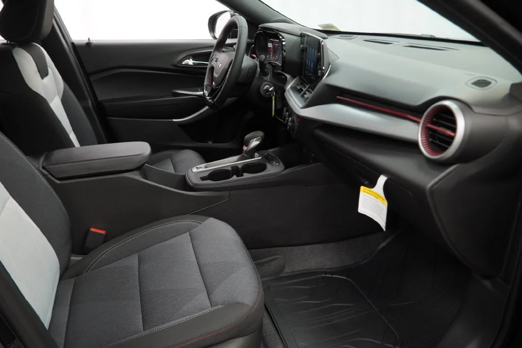 New 2026 Mosaic Black Metallic Chevrolet 1RS image 36