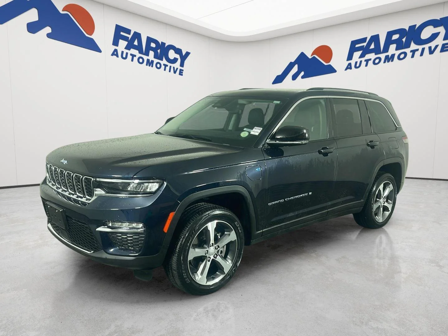 Used 2024 Midnight Sky Jeep 4xe image 1