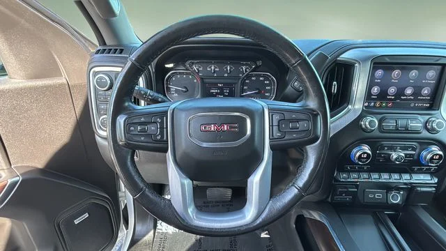 Used 2020 White GMC SLT image 12