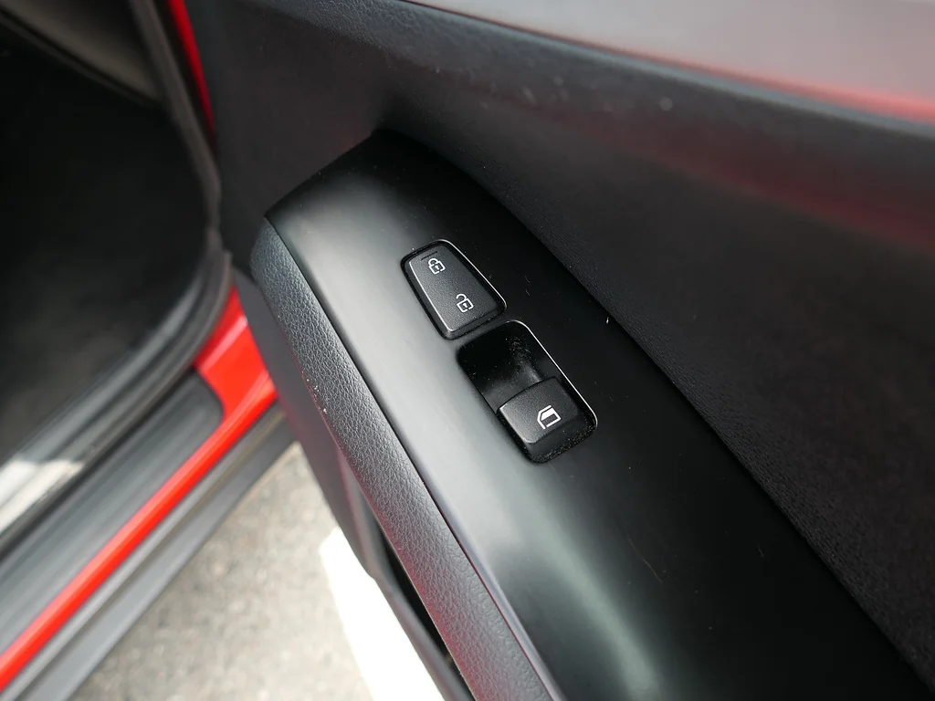 Used 2022 Inferno Red Kia LX image 25