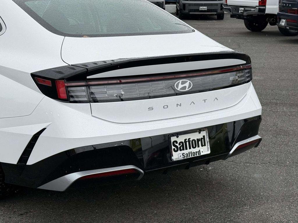 New 2026 White Hyundai SEL Sport image 10