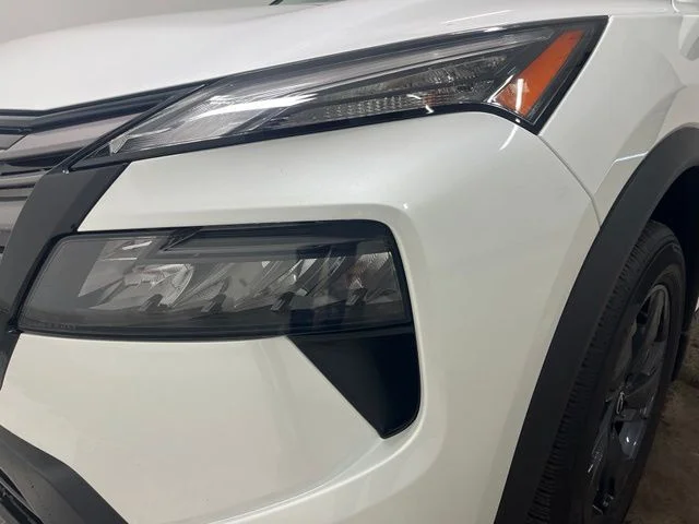 Used 2026 White Nissan SV image 4