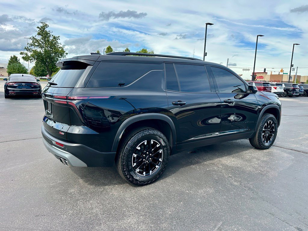 Used 2024 Black Chevrolet Z71 image 3