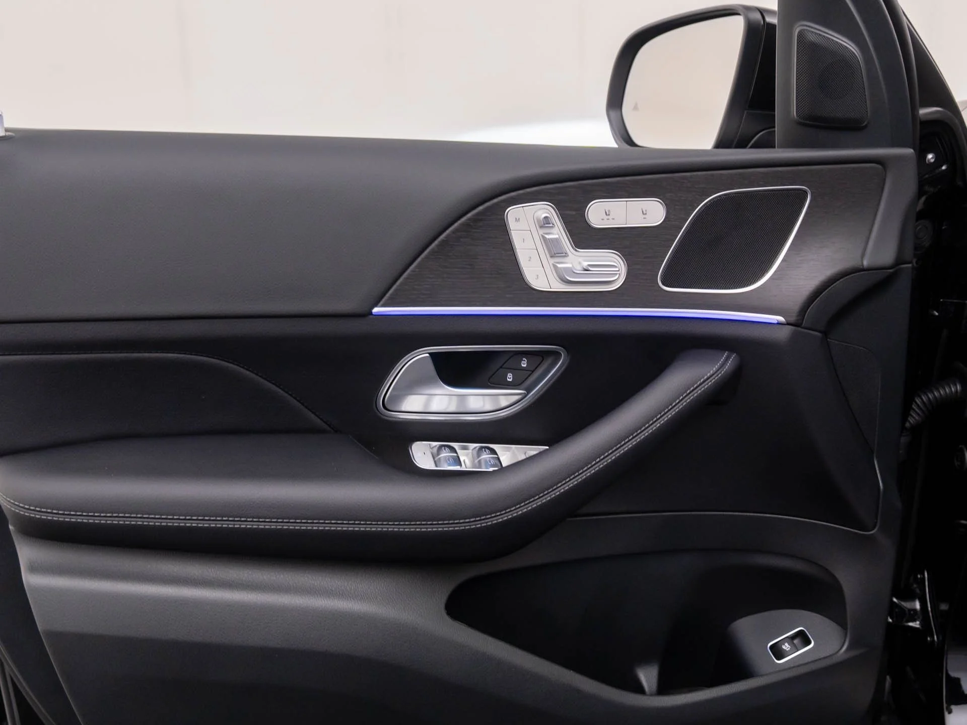 New 2026 Black Mercedes-Benz GLE 350 image 12