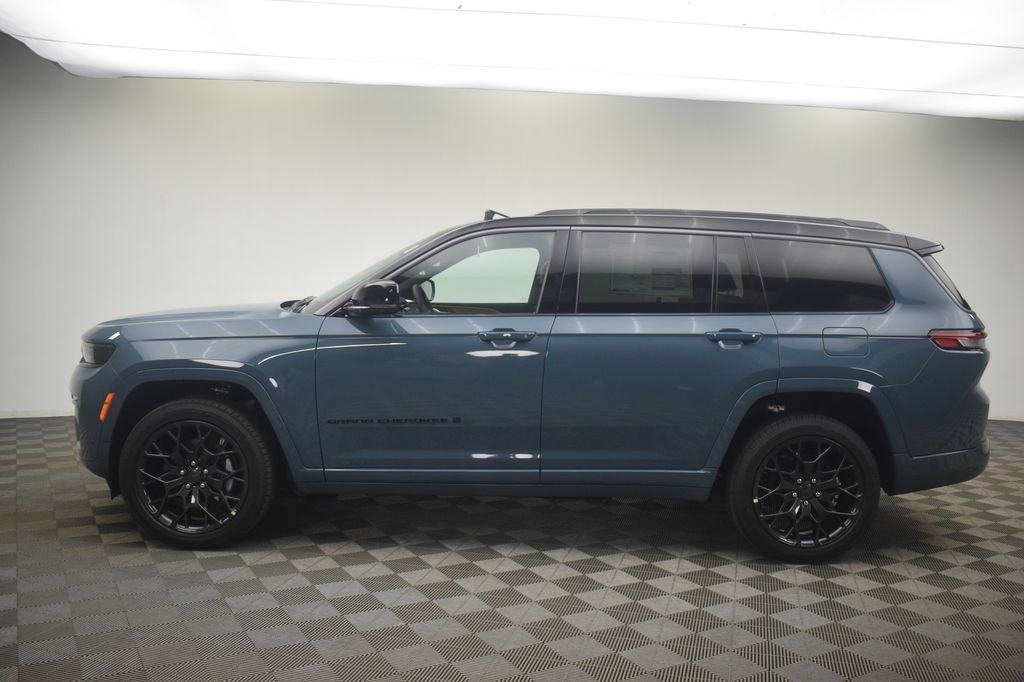 New 2026 Steel Blue Exterior Paint Jeep Summit image 13