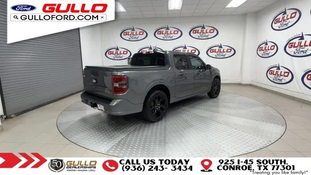 Used 2025 Gray Metallic Ford Lobo Standard image 8