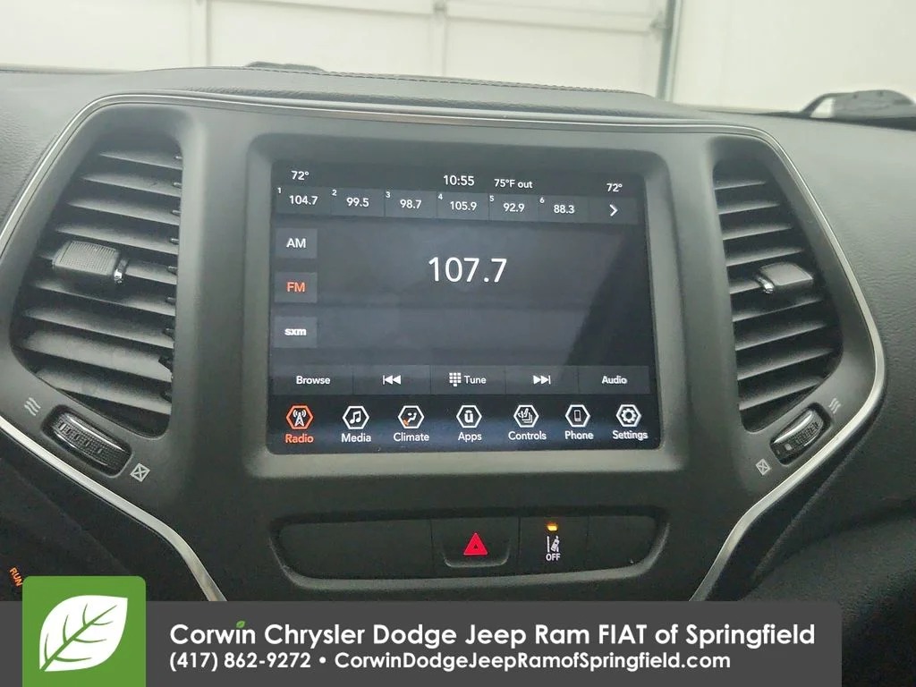 Certified Used 2022 White Jeep Latitude Lux image 23