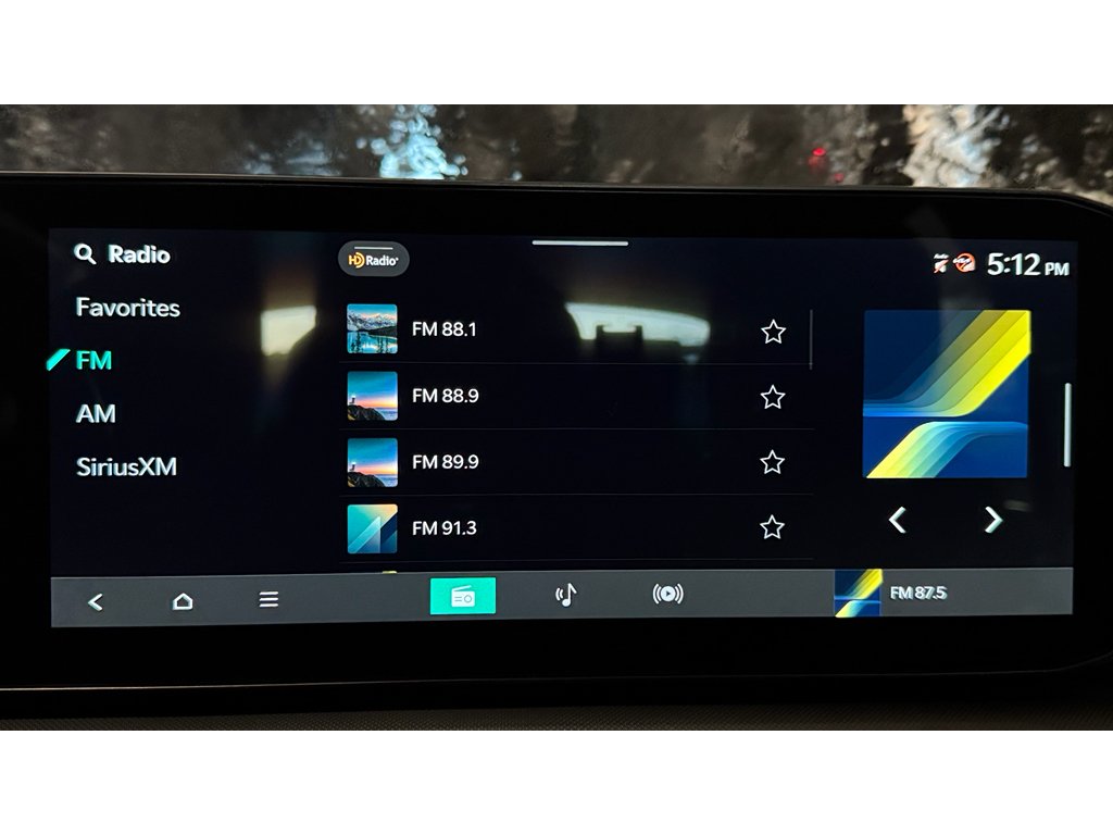 New 2026 Snow White Pearl Kia LXS image 17