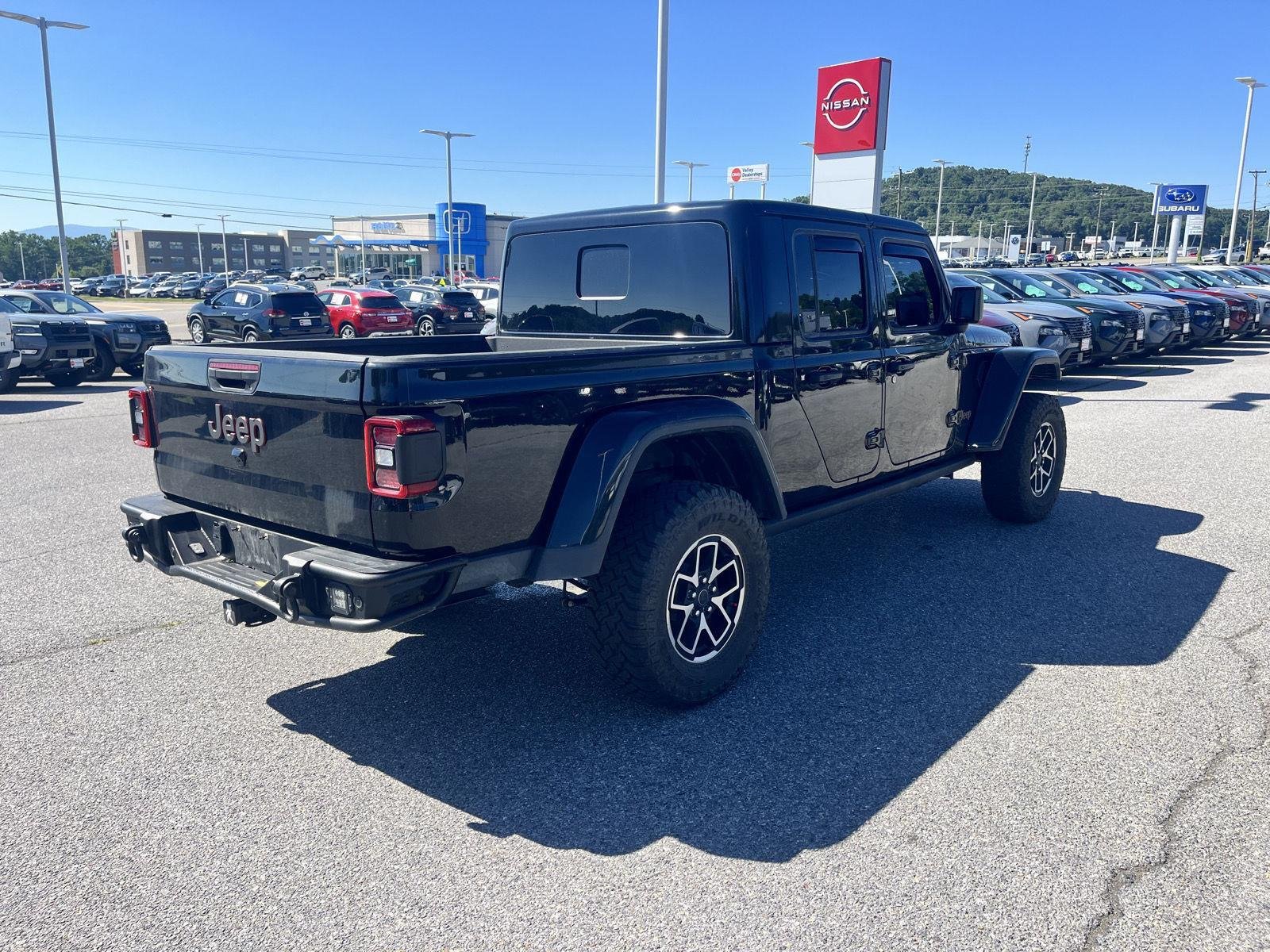 Used 2025 Black Clearcoat Jeep Rubicon image 7