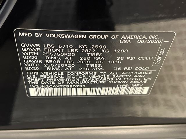 New 2026 Black Volkswagen 2.0T SE w/Technology image 22