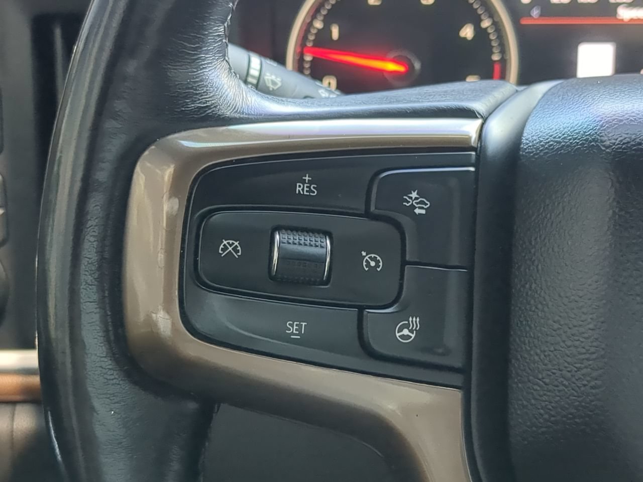 Used 2022 Mosaic Black Metallic Chevrolet High Country image 23