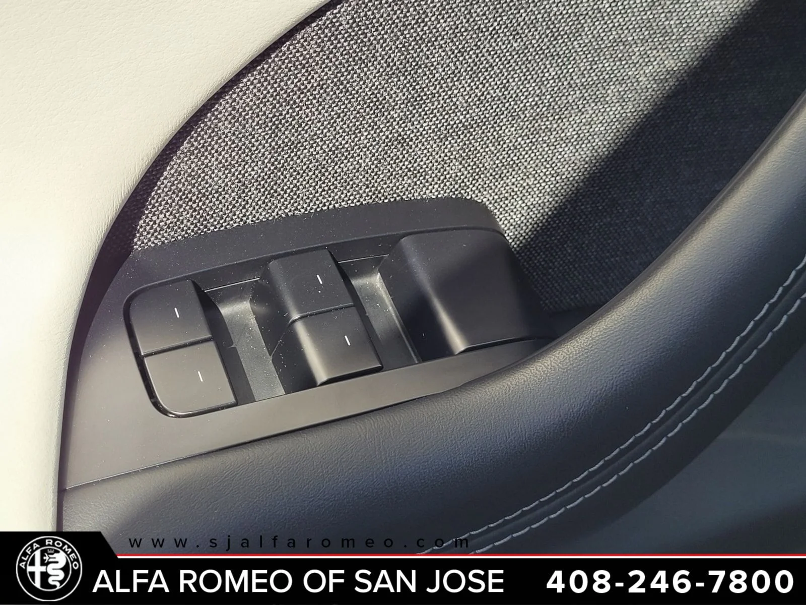 Used 2023  Tesla Base image 21