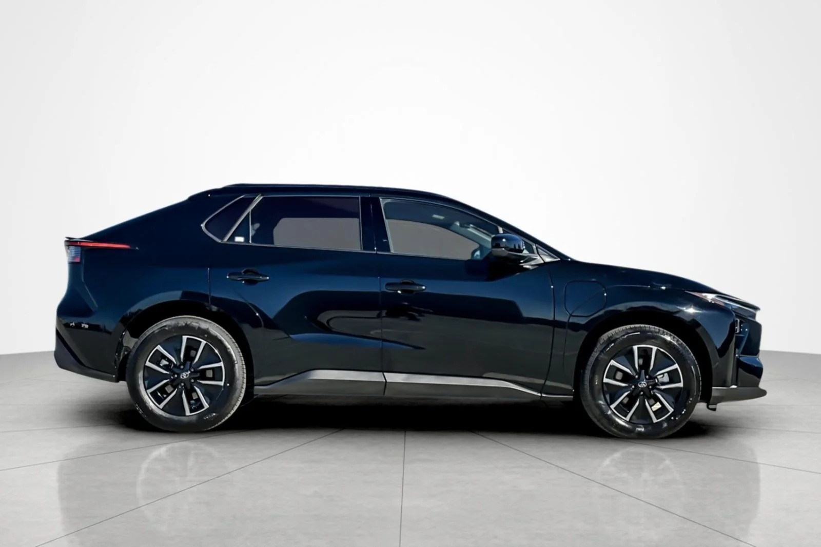 Certified Used 2026 BLACK METALLIC Toyota XLE Plus image 6