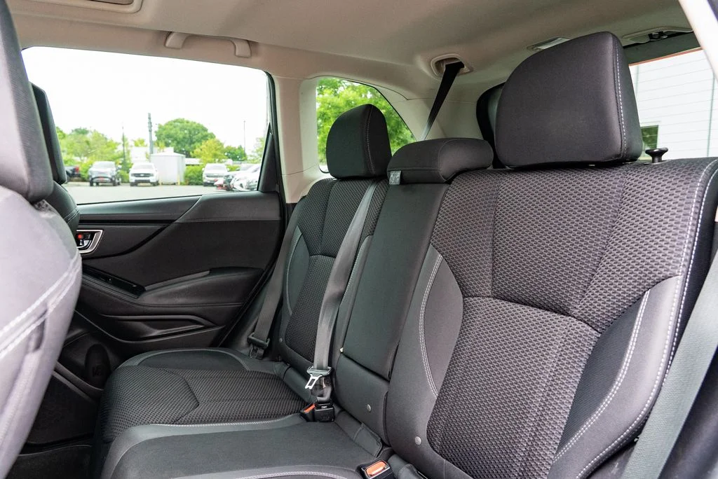 Used 2022 Green Subaru Premium image 23