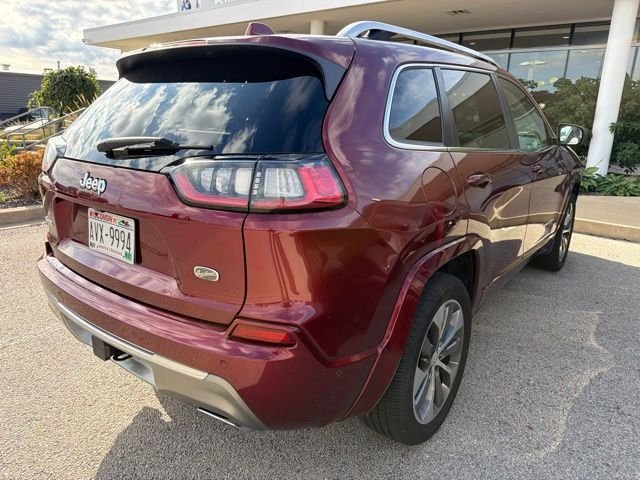 Used 2019 Velvet Jeep Overland image 6