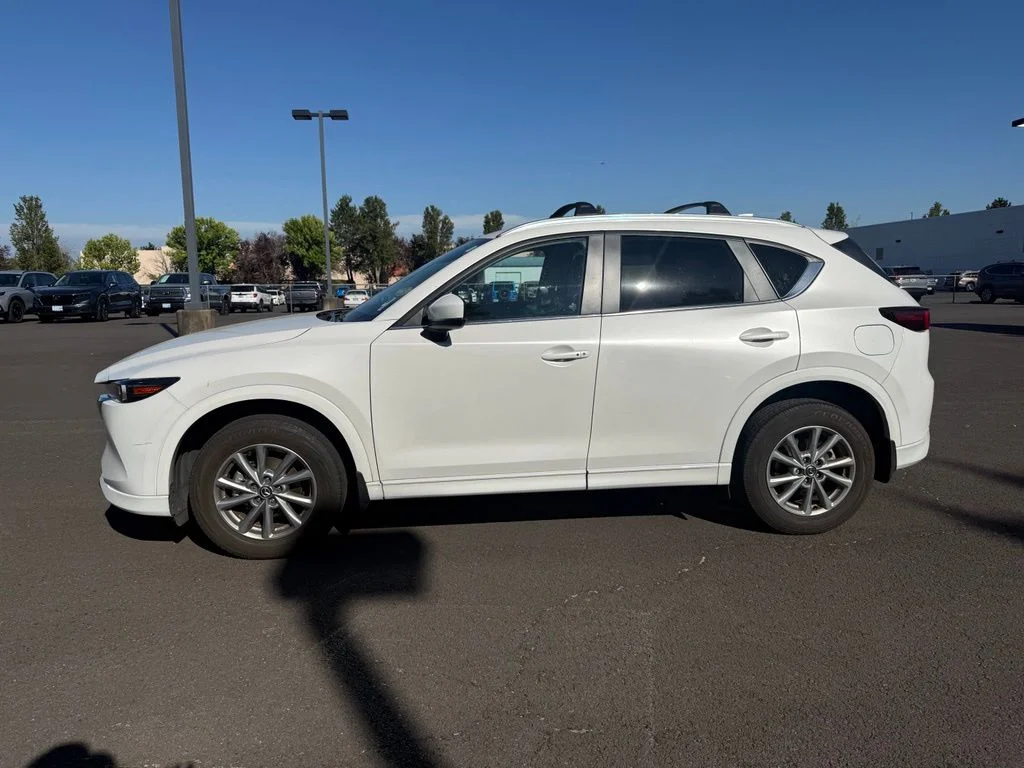Used 2024 Rhodium White Metallic Mazda 2.5 S Preferred Package One-Owner image 4
