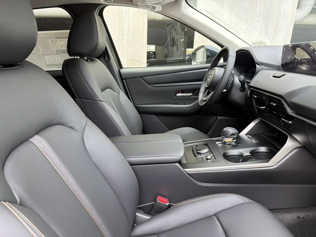 New 2026 Black Mazda 3.3 Turbo Select image 10
