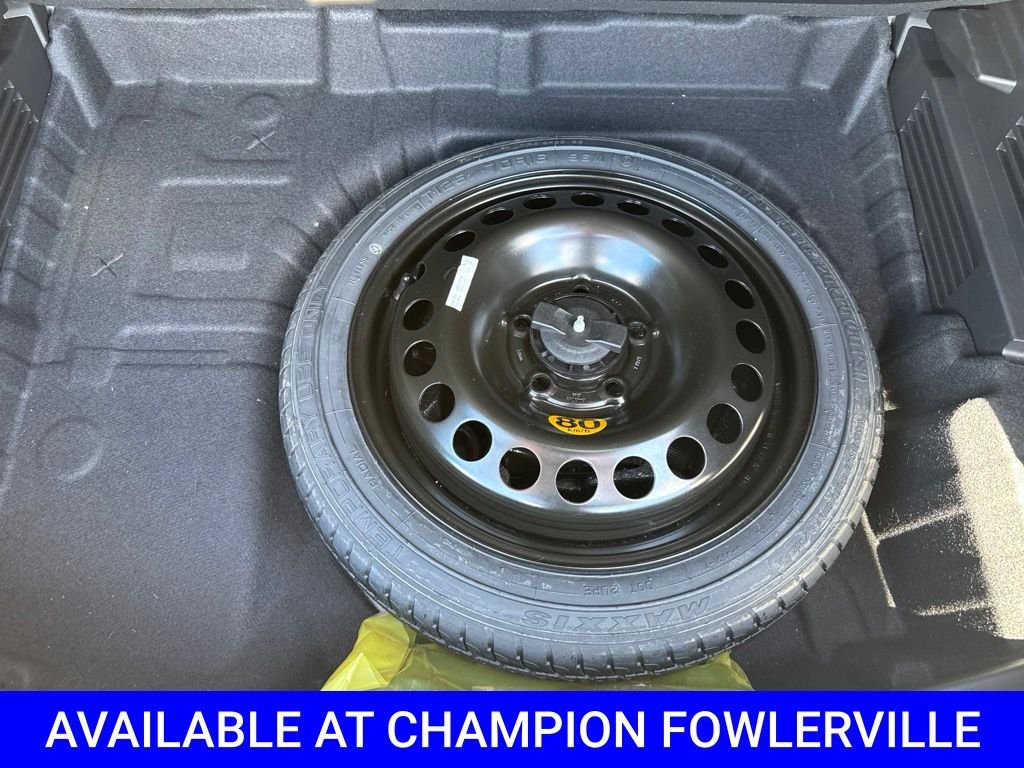 Used 2023 Gray Chevrolet RS image 21