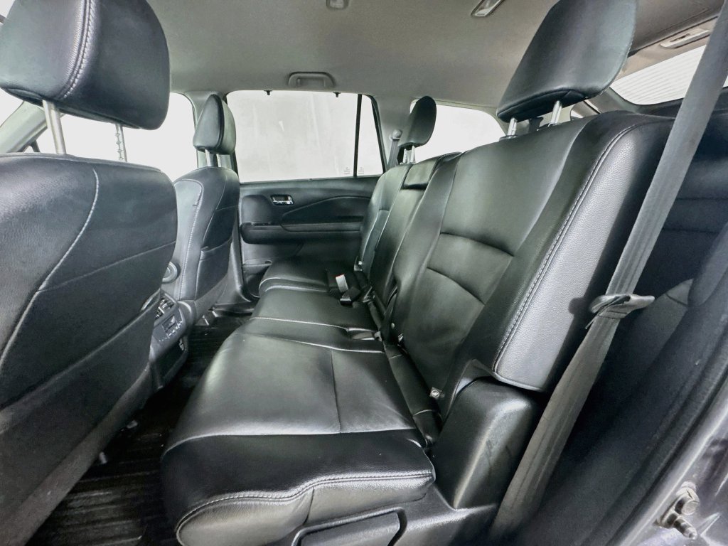 Certified Used 2019 Gray Honda EX-L image 32