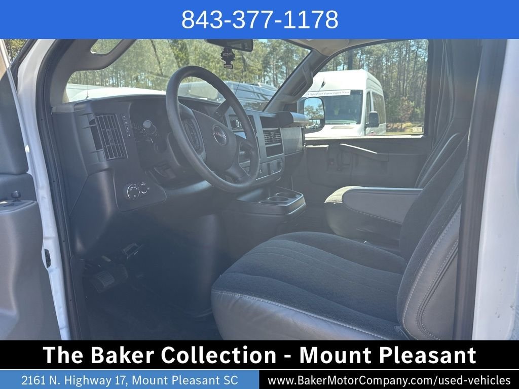Used 2023 Summit White GMC Work Van image 4