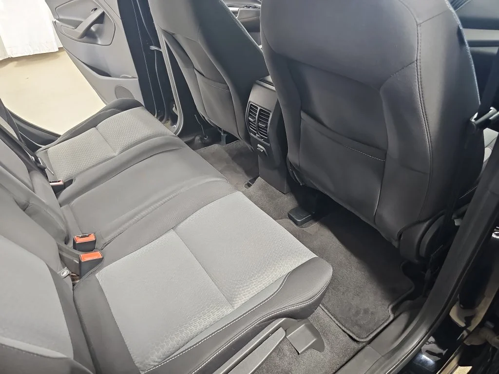 Used 2018 Black Ford SE image 14