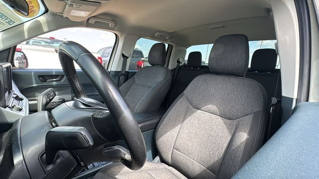 Used 2024 Beige Ford XLT image 16
