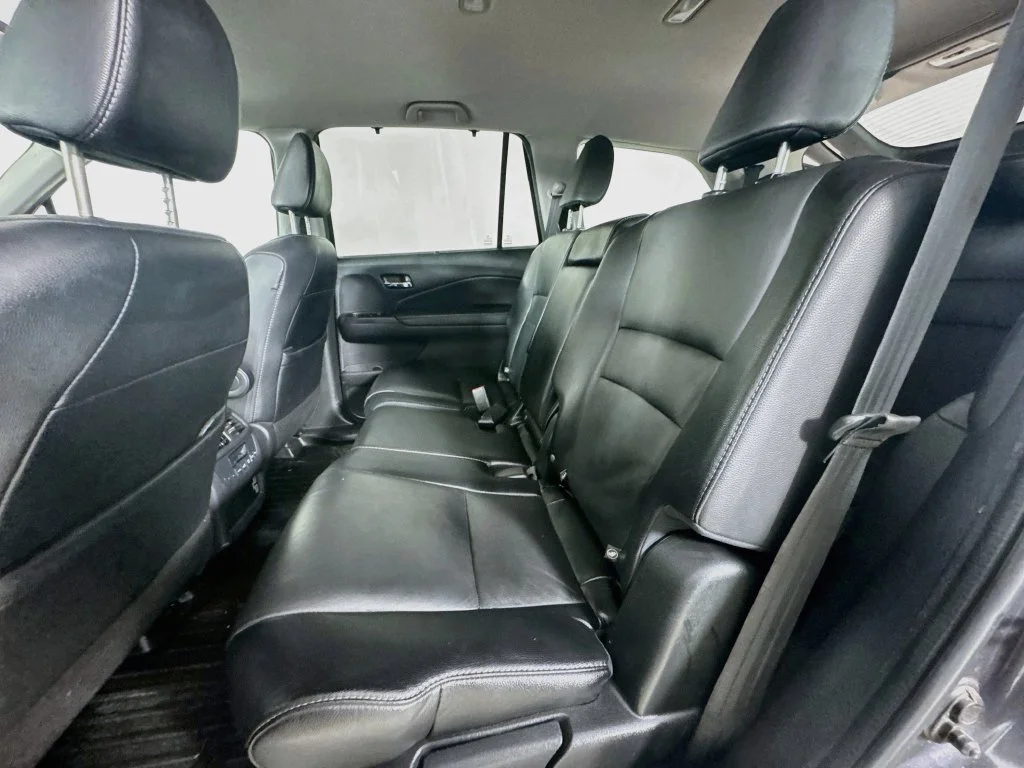 Certified Used 2019 Gray Honda EX-L image 32