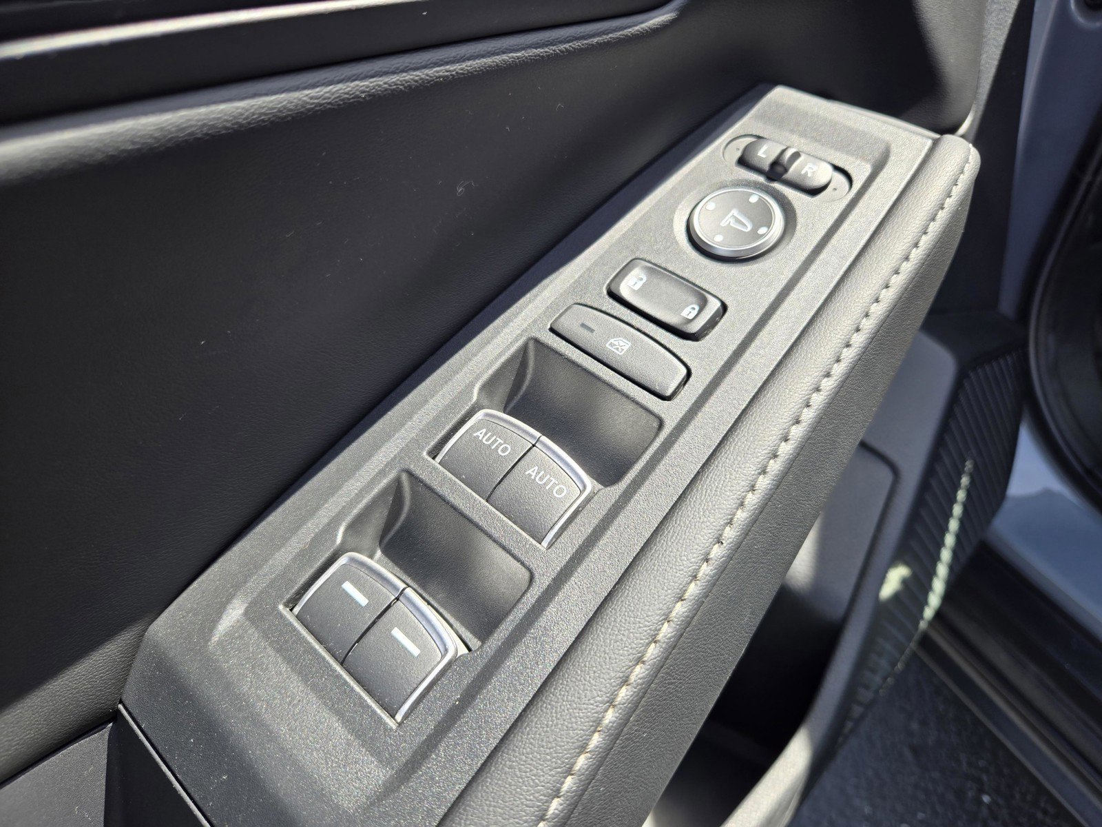 Used 2023 Gray Honda Sport image 18