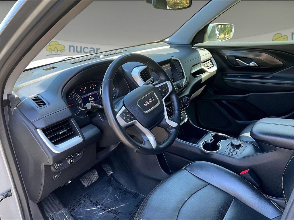 Used 2023 Silver GMC SLT image 13