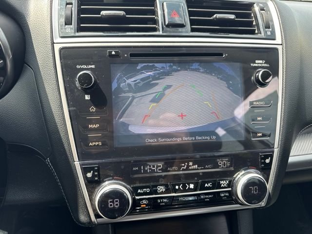 Used 2019 White Subaru 2.5i Premium image 14