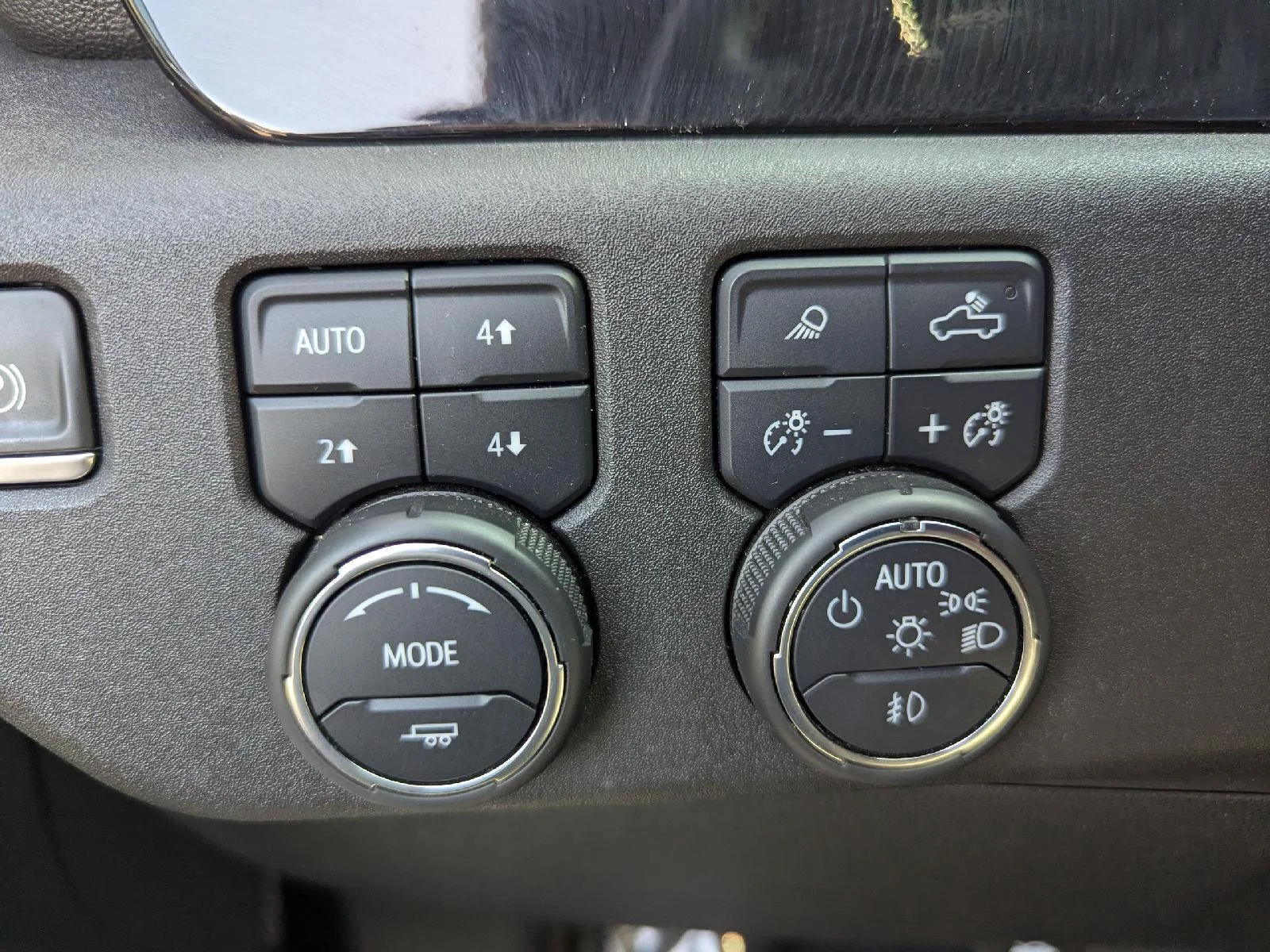 Used 2023 Black Chevrolet RST image 20