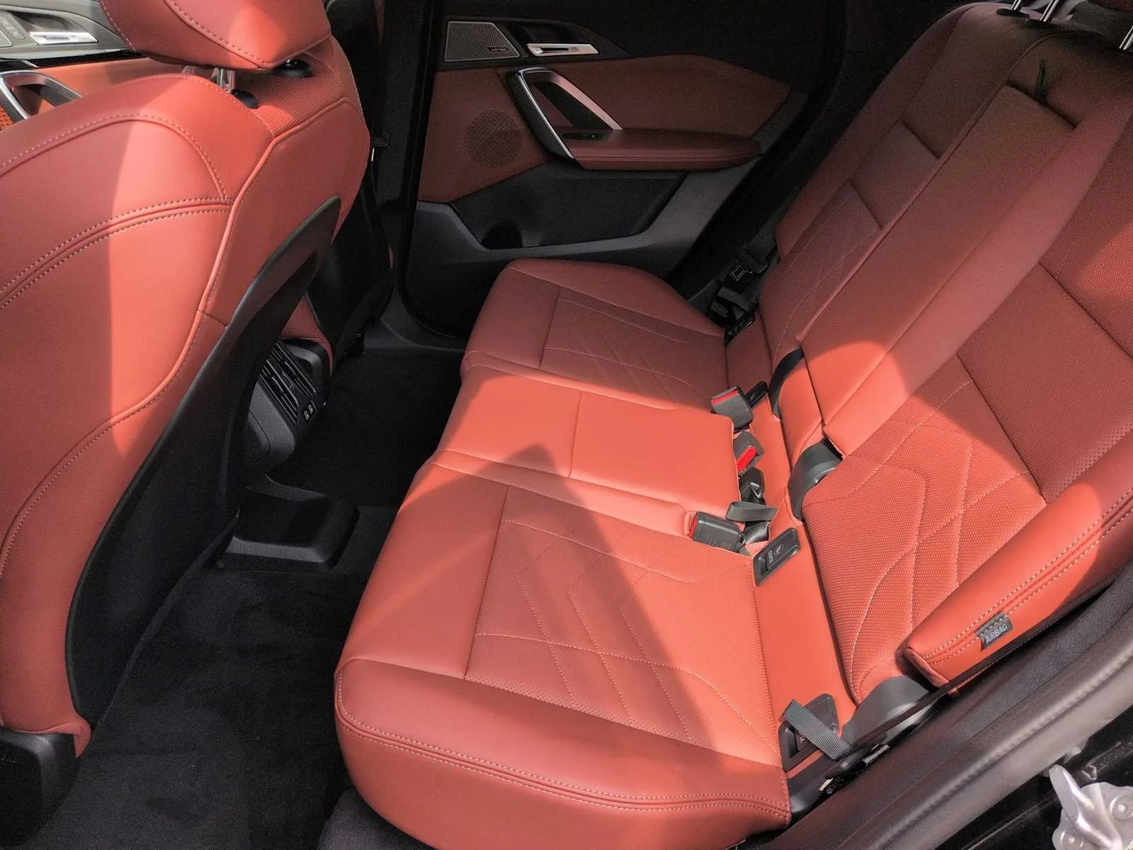 New 2026 Black Sapphire Metallic BMW xDrive28i image 21