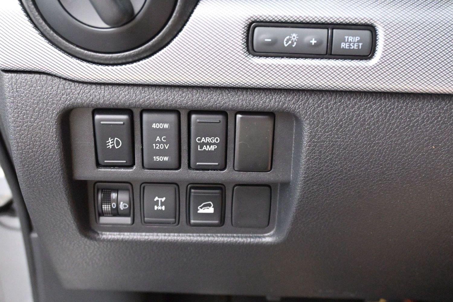 Used 2018 Brilliant Silver Nissan PRO-4X image 20