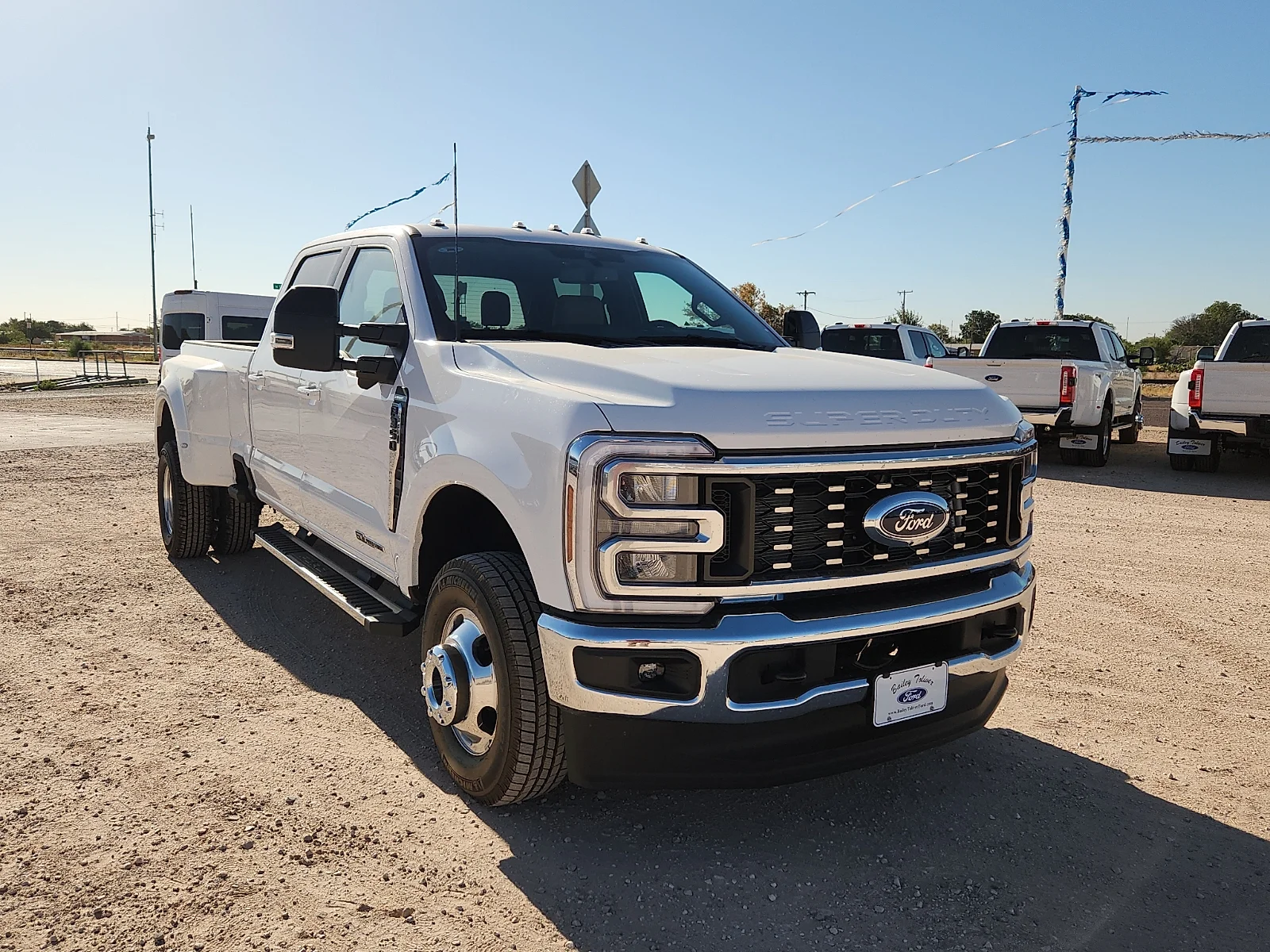 New 2026 Oxford White Ford Lariat image 1