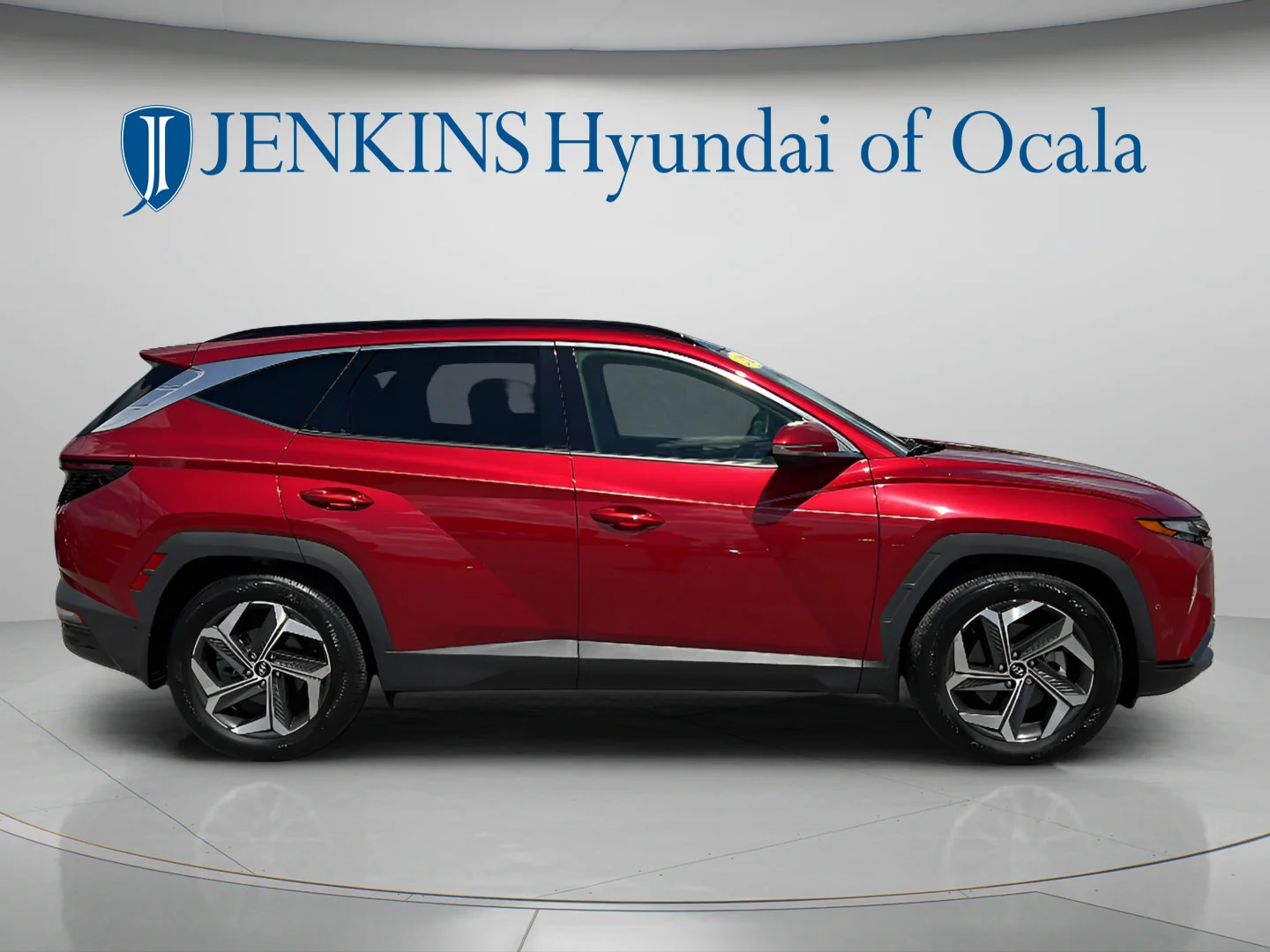 Used 2024 Ultimate Red Hyundai Limited image 2