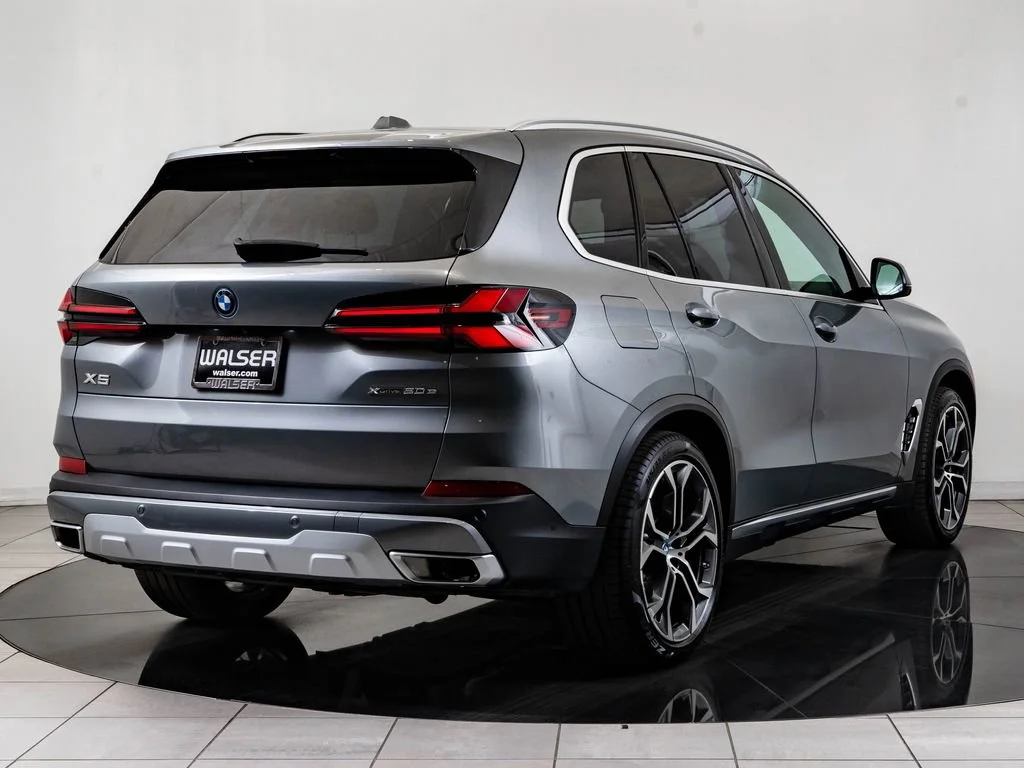 Used 2024 Skyscraper Gray Metallic BMW xDrive50e image 10