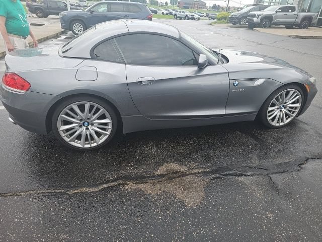Used 2011 Space Gray Metallic BMW sDrive35i image 13