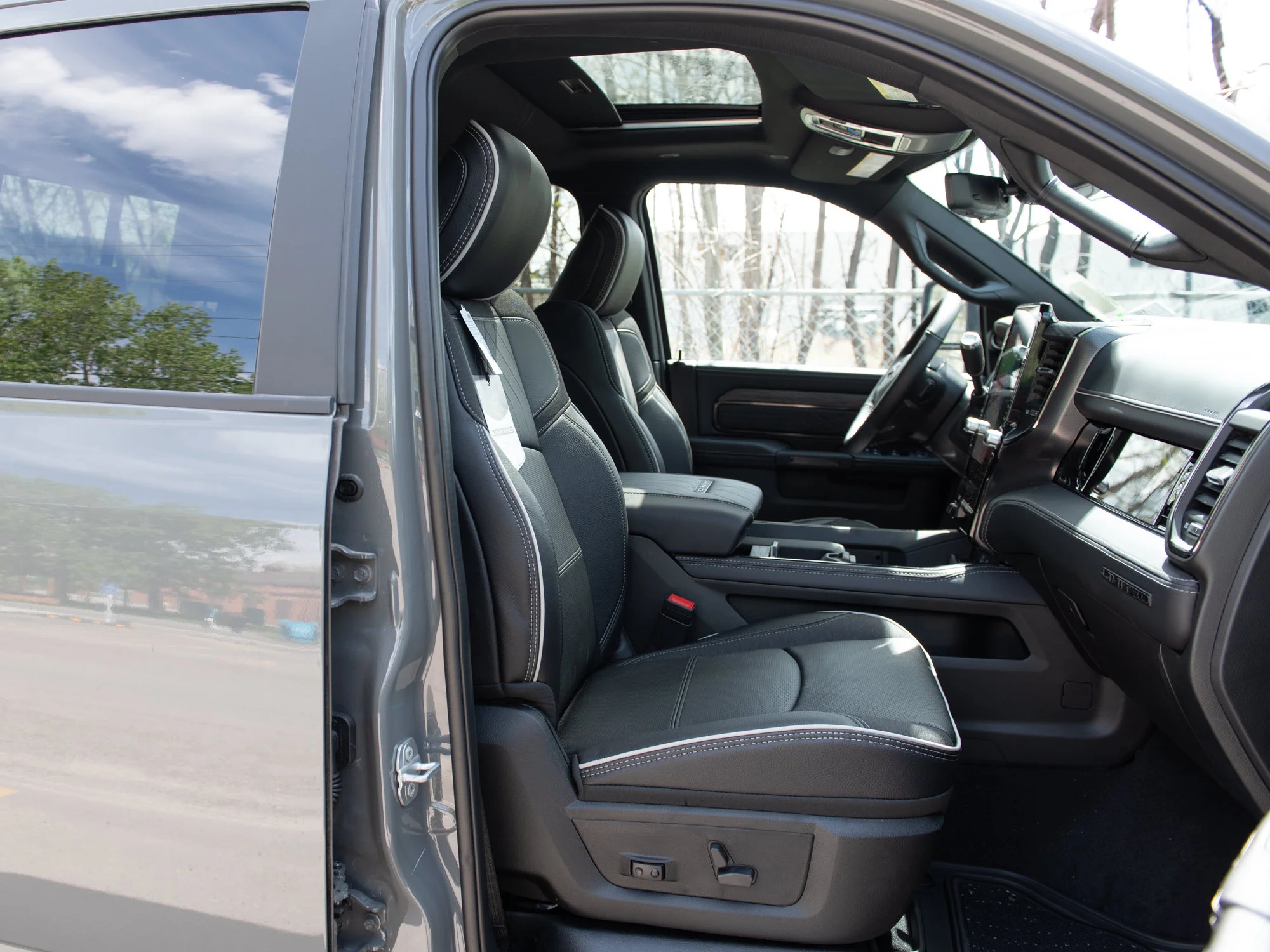 New 2026 Grey RAM Limited* image 23
