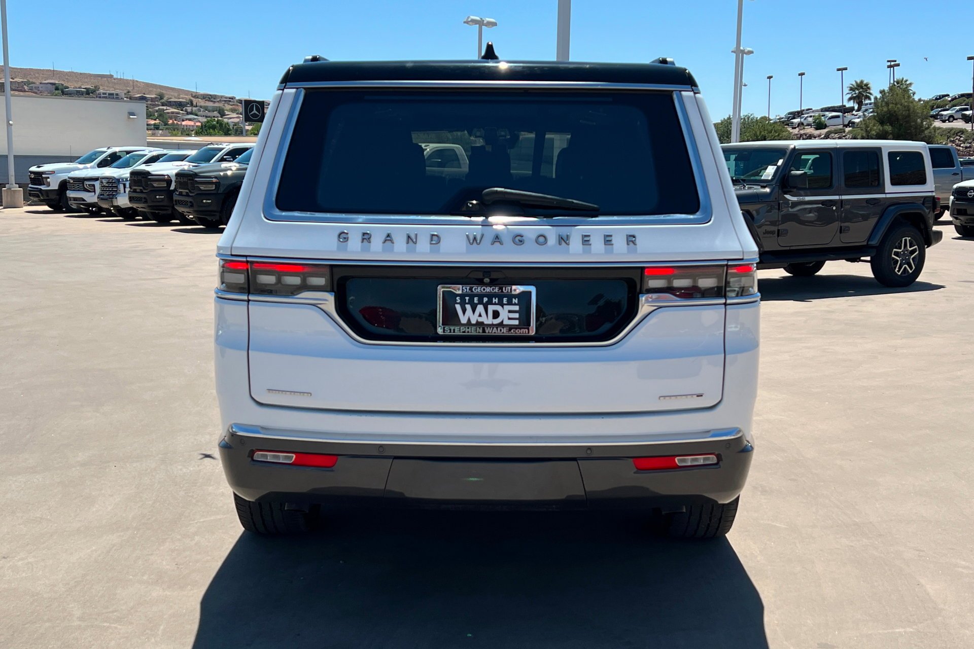 Used 2022 Bright White Clearcoat Jeep Series III image 5