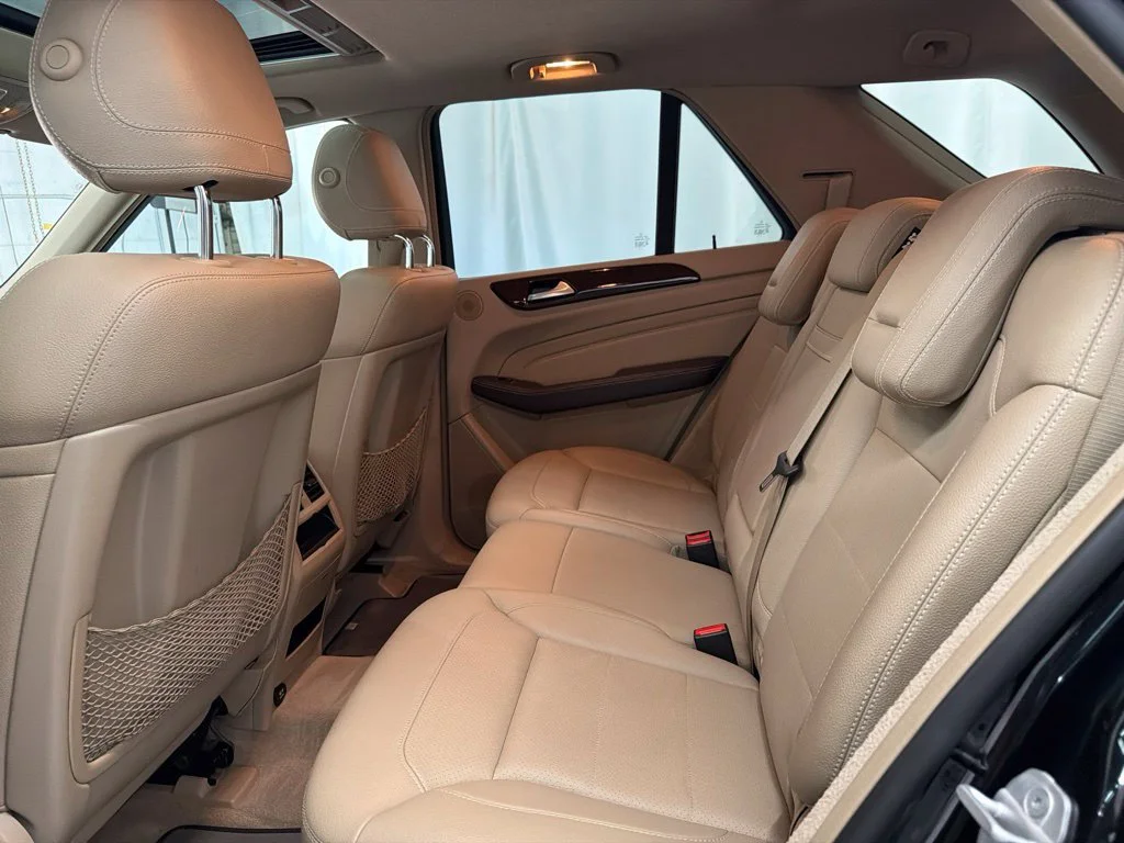 Used 2013 Black Mercedes-Benz ML 350 image 23
