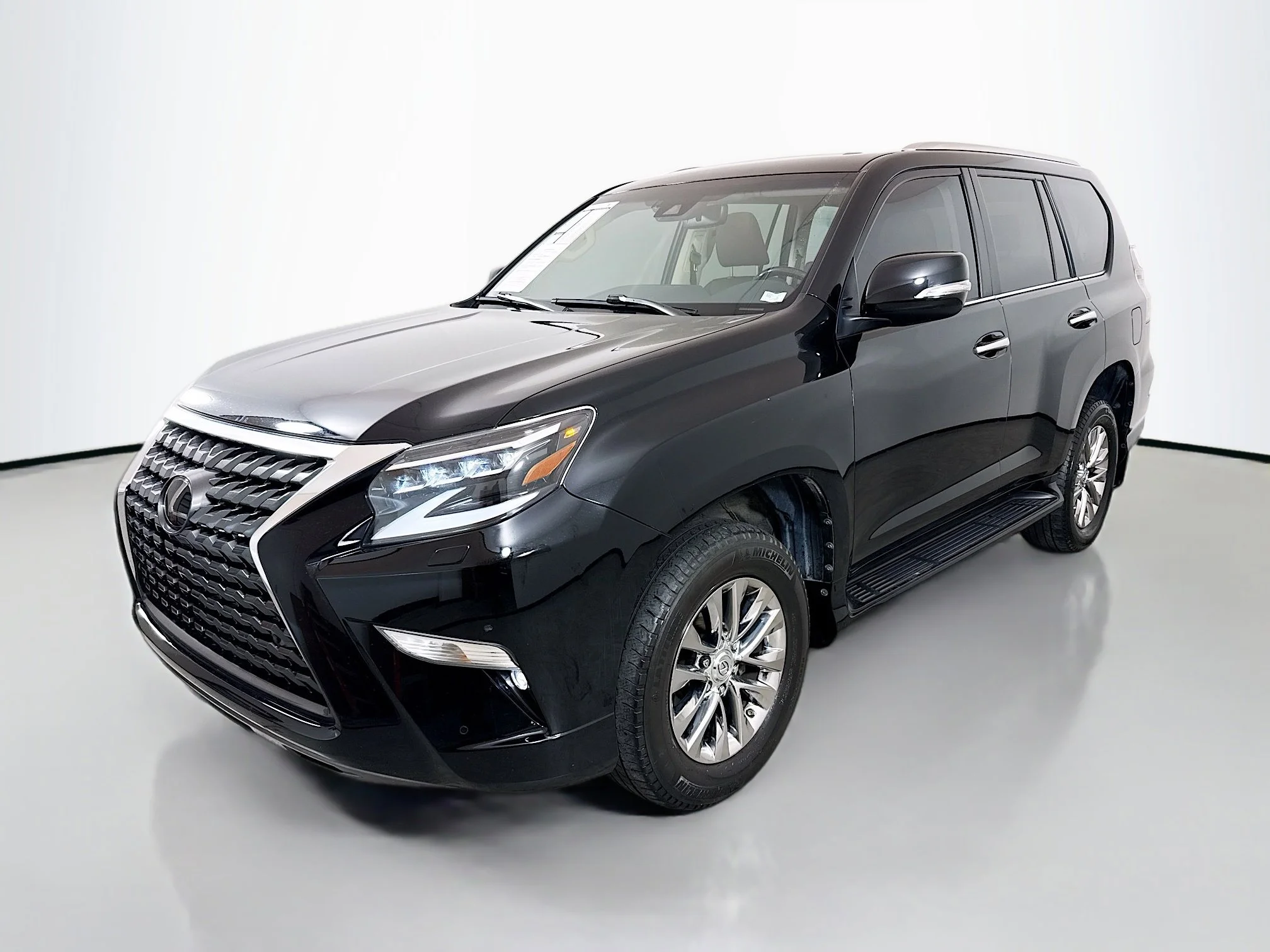 Used 2021 Onyx Black Lexus 460 Premium image 3
