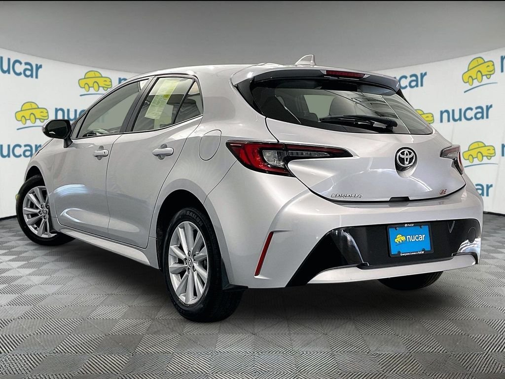 Used 2024 Classic Silver Metallic Toyota SE image 4