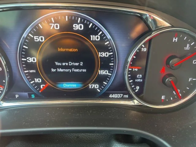 Used 2018 White GMC Denali image 7