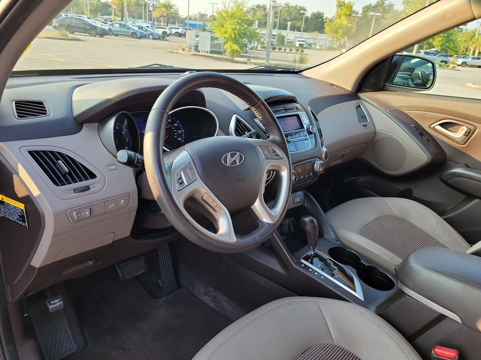 Used 2013 Chai Bronze Hyundai GLS image 18