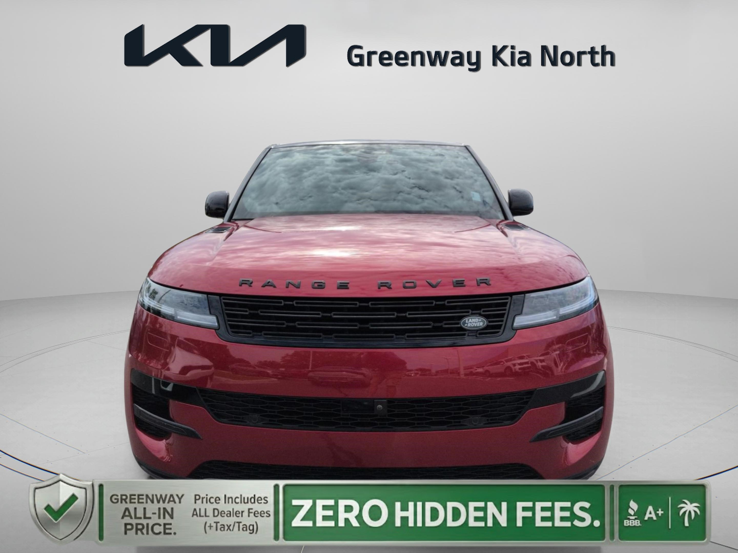 Used 2025 Red Metallic Land Rover SE image 3